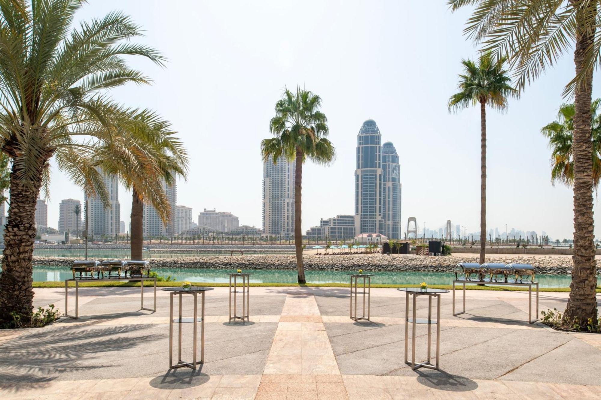 The Ritz-Carlton, Doha Hotell Exteriör bild View of the Doha skyline from the museum